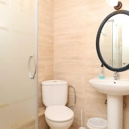 El Centro Pensión Vargas